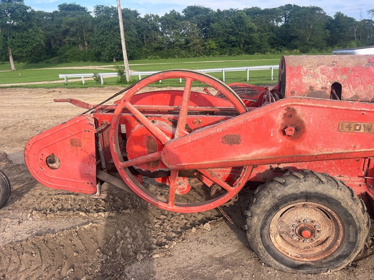 #5515-•-case-baler-image-19