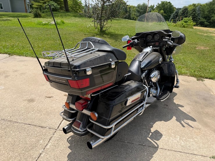 #1489-•-2004-harley-davidson-electra-glide-ultra-classic-flhtcui-image-5
