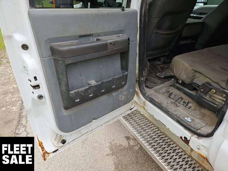 2012-ford-f350-image-22