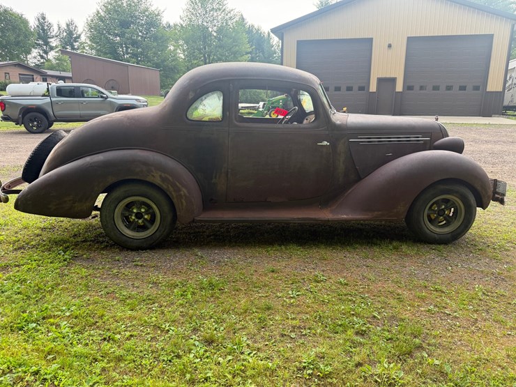 #1369-•-1936-terraplane-car-image-6