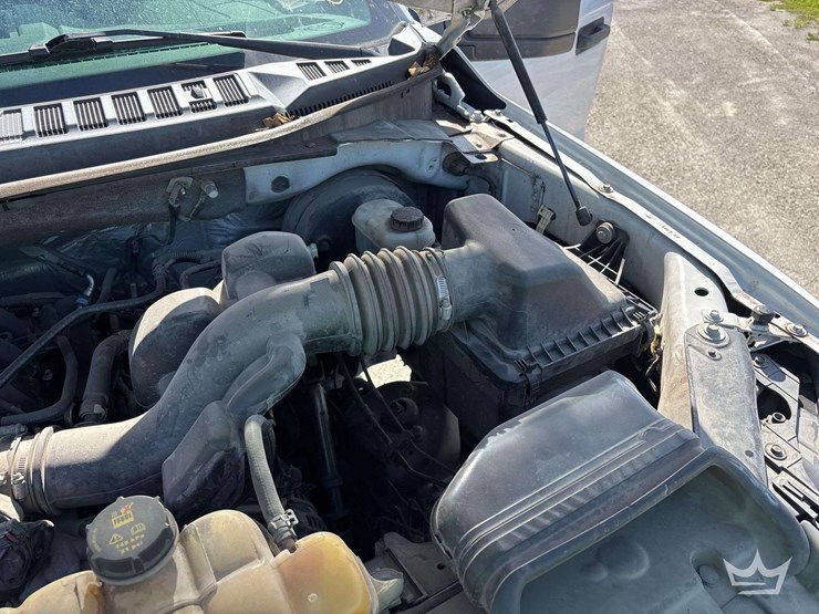 2016-ford-f150-image-9
