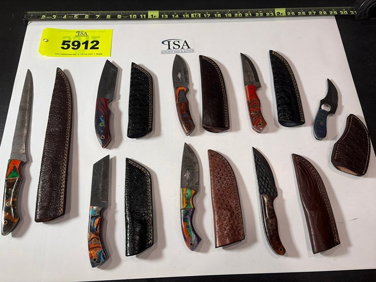 #5912-•-(8)-unused-knives-image-1