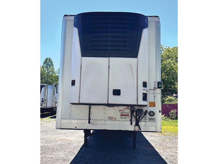 2024-utility-3000r-image-3