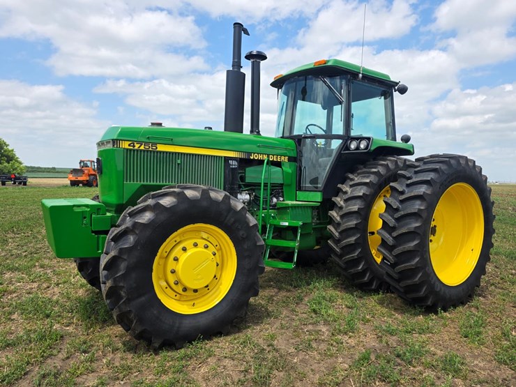 john-deere-4755-image-7