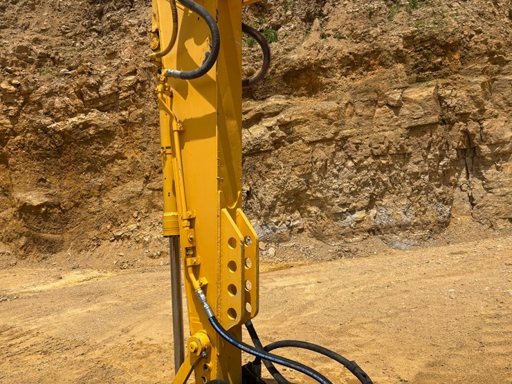 komatsu-pc200-lc-6le-image-53