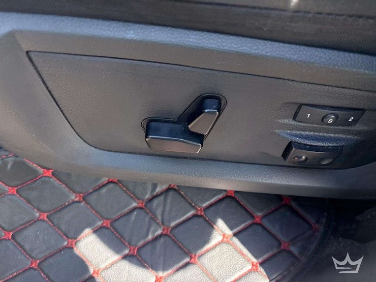 2011-dodge-ram-3500-image-17