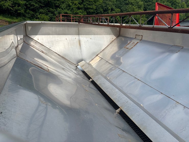 #2225-•-adams-fertilizer-trailer-image-28