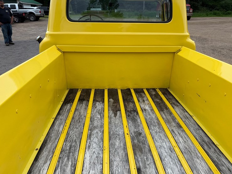 #1378-•-1957-mercury-m100-custom-cab-pickup-truck-image-22