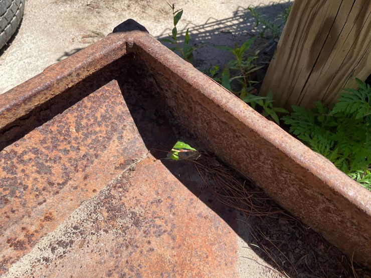 #7164-•-metal-feed-trough-image-5
