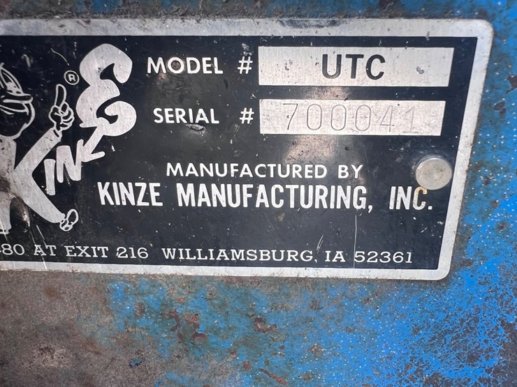 kinze-1040-image-2