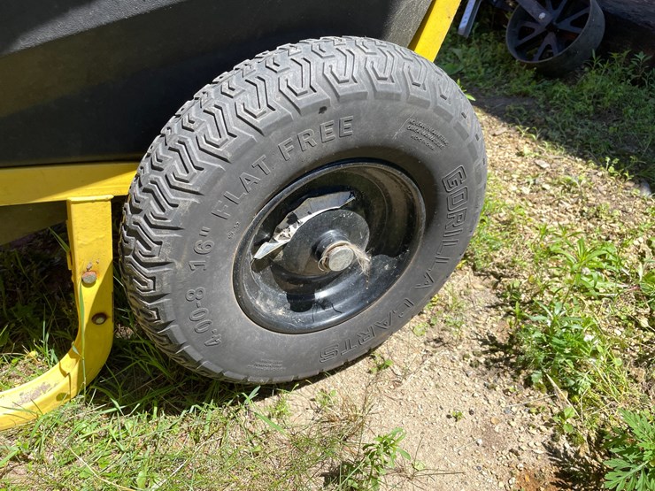 #7155-•-gorilla-cart-poly-tub-2-wheel-cart-image-7