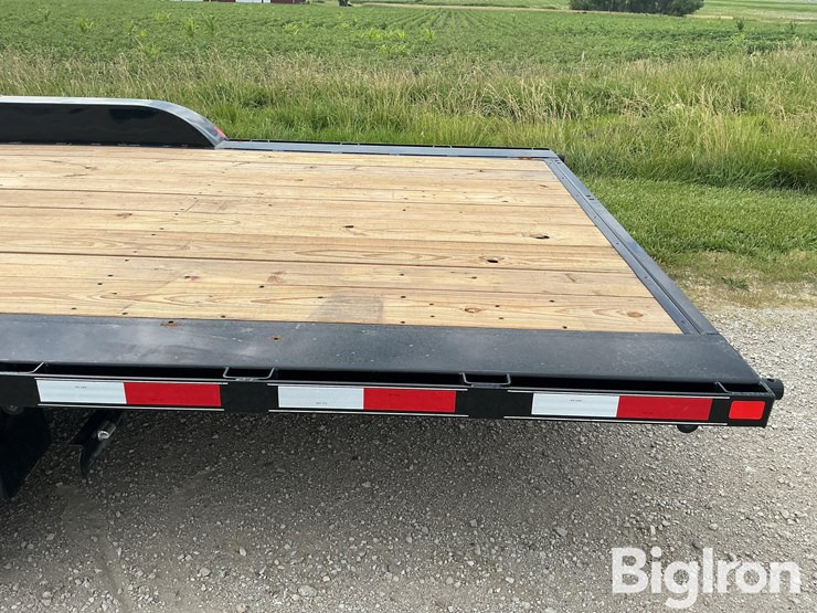 2016-finish-line-gooseneck-t/a-flatbed-trailer-image-9