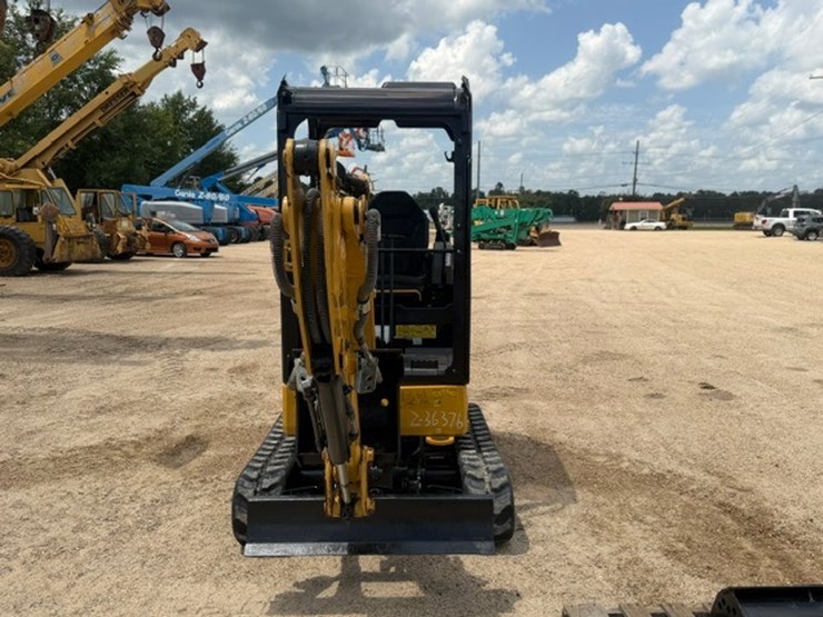 caterpillar-301.8-image-13