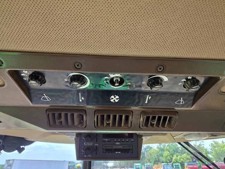 john-deere-4455-image-31
