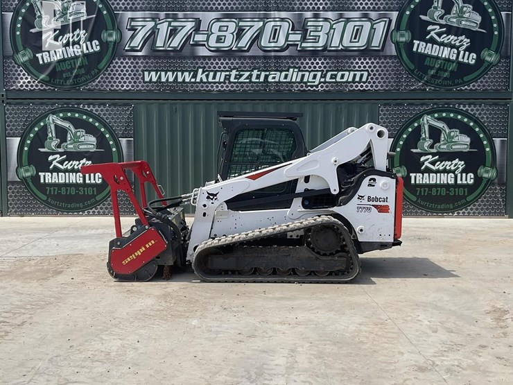 2020-bobcat-t770-image-1