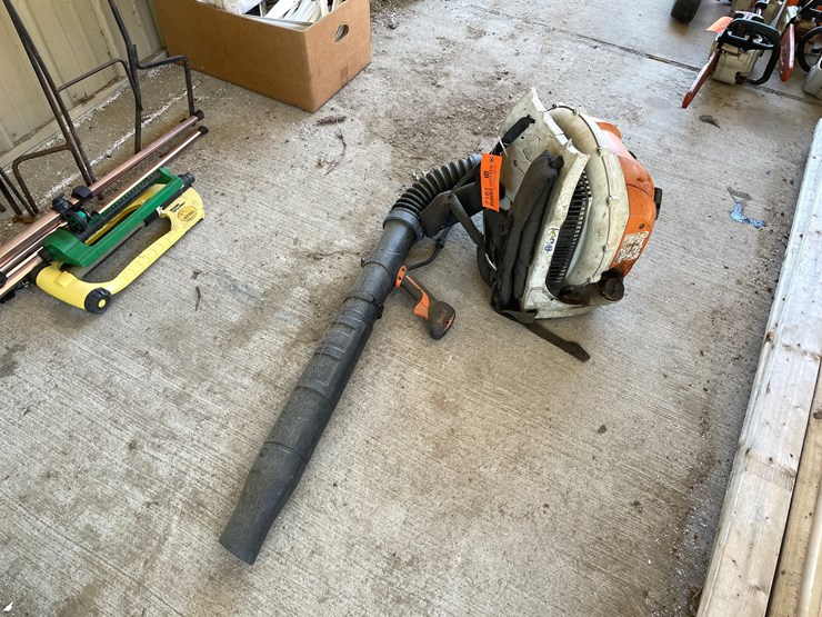 #7183-•-stihl-gas-powered-backpack-blower-image-1