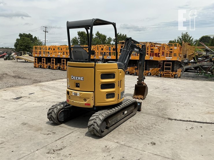 2020-deere-26g-image-4