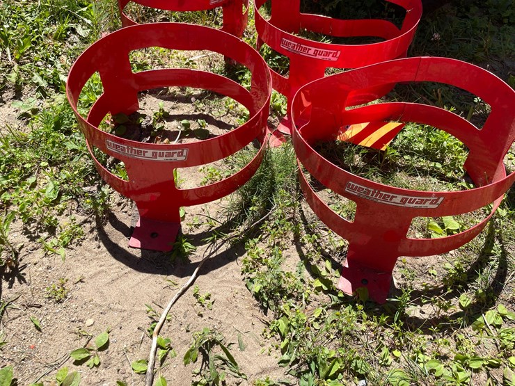 #7154-•-(4)-weather-guard-5-gallon-bucket-holder-image-2