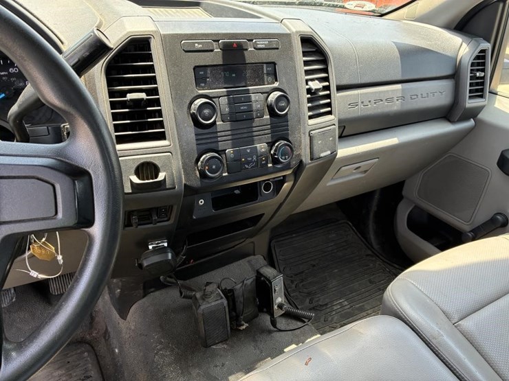 2018-ford-f250-image-17