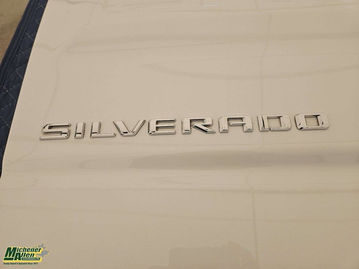 chevrolet-tailgate-4th-generation-image-6