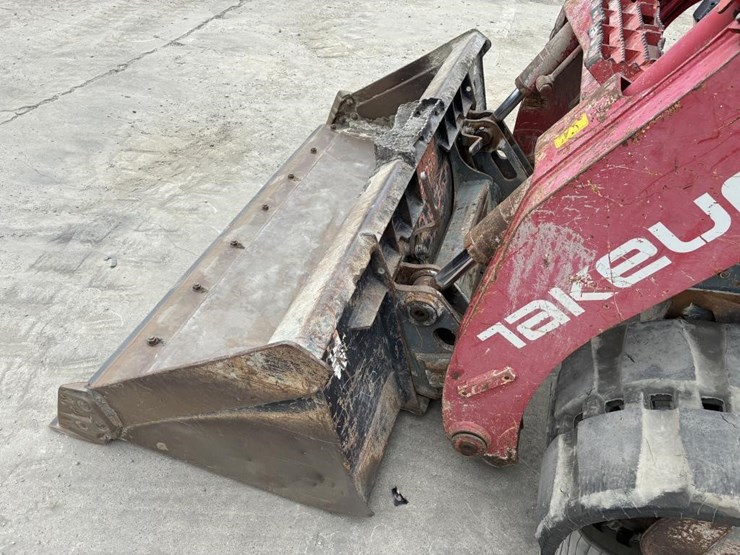 2019-takeuchi-tl12-image-9