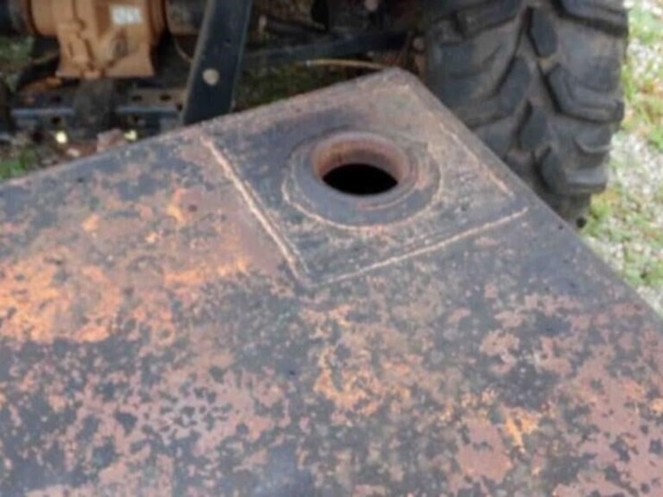 fuel-tank,-4'x4'x2'-tall-image-2
