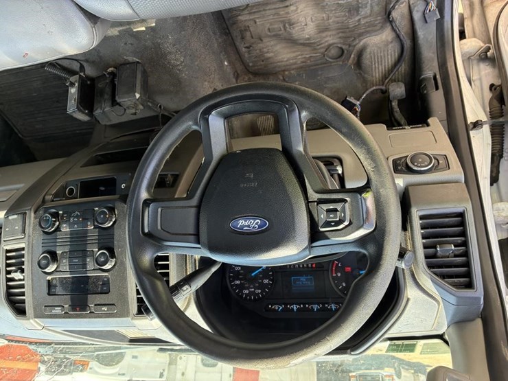 2018-ford-f250-image-14