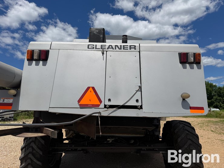 2008-gleaner-r65-image-16