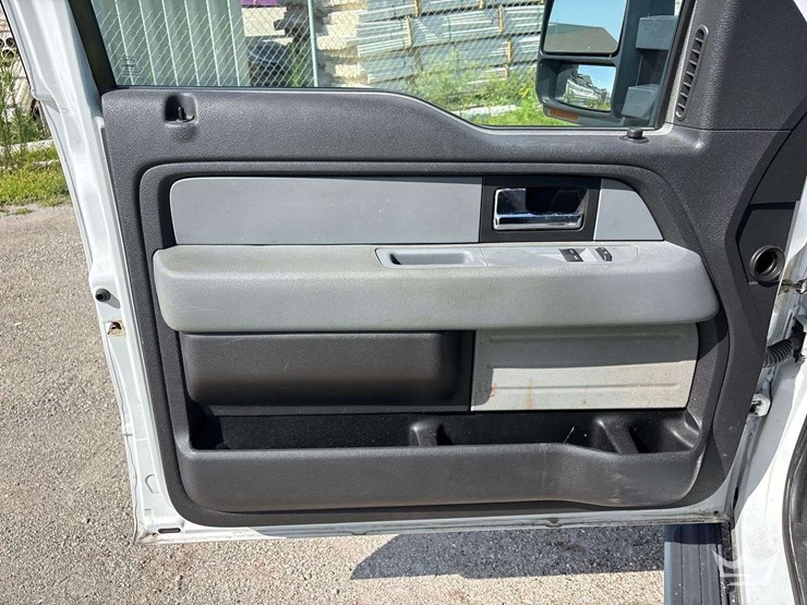 2014-ford-f150-image-22