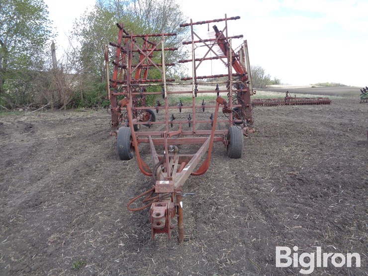 melroe-453-36'-multi-weeder-image-2