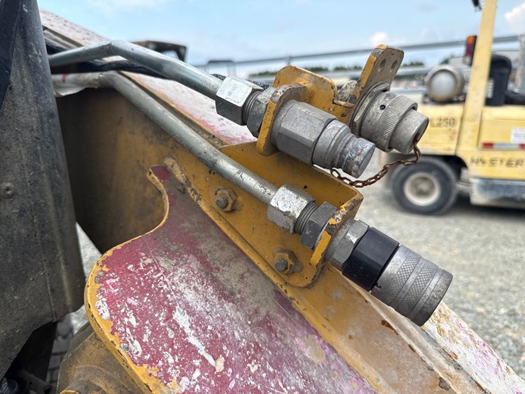 caterpillar-262c-image-15