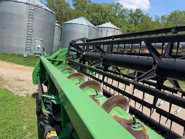 john-deere-630-image-8