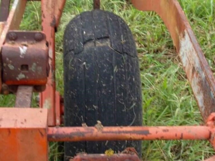 24'-allis-chalmers-cultivator,-single-wheel-image-9