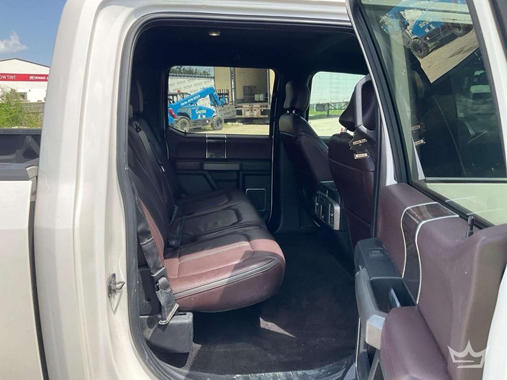 2016-ford-f150-image-24