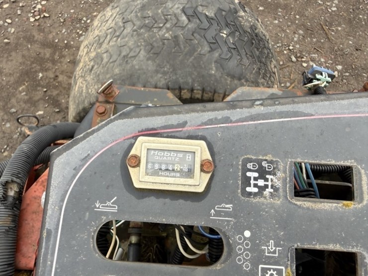 toro-groundsmaster-4500d-image-11