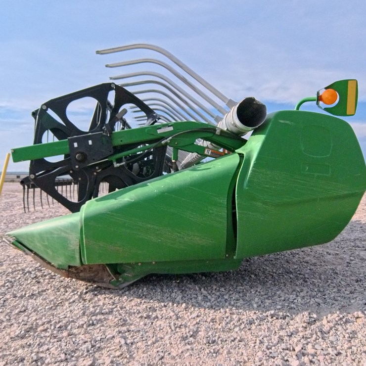 JOHN DEERE 635D