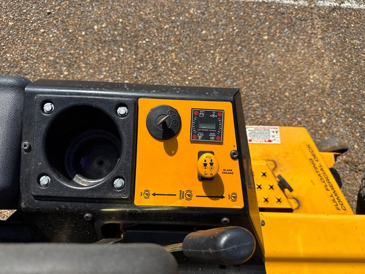 cub-cadet-z-force-48-image-13