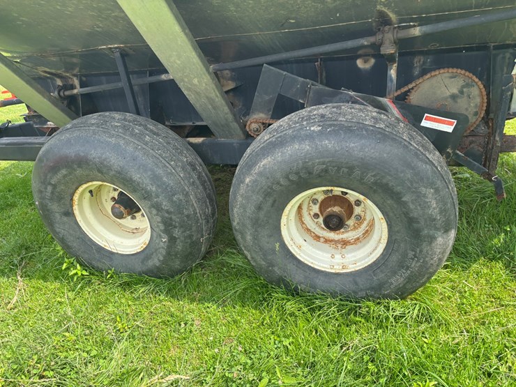 #2225-•-adams-fertilizer-trailer-image-40