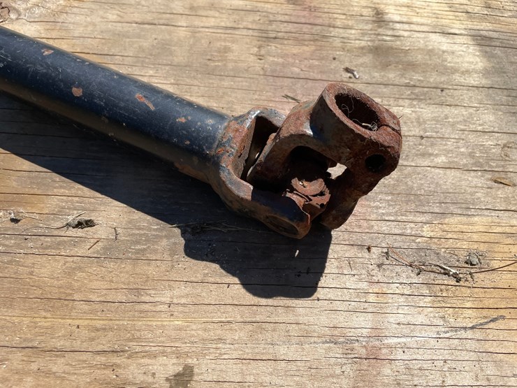 #7126-•-thought-to-be-a-volvo-drive-shaft-image-3