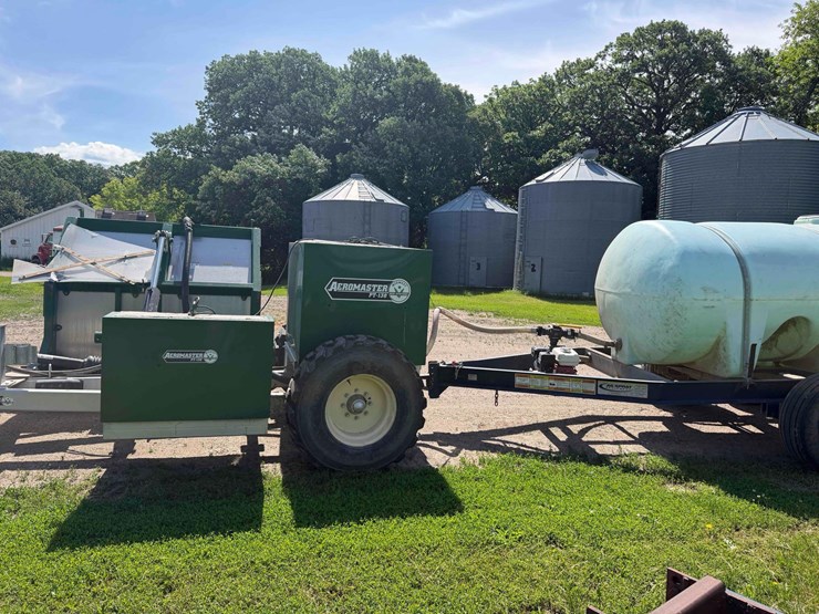 areomaster-pt-130-compost-turner-image-2