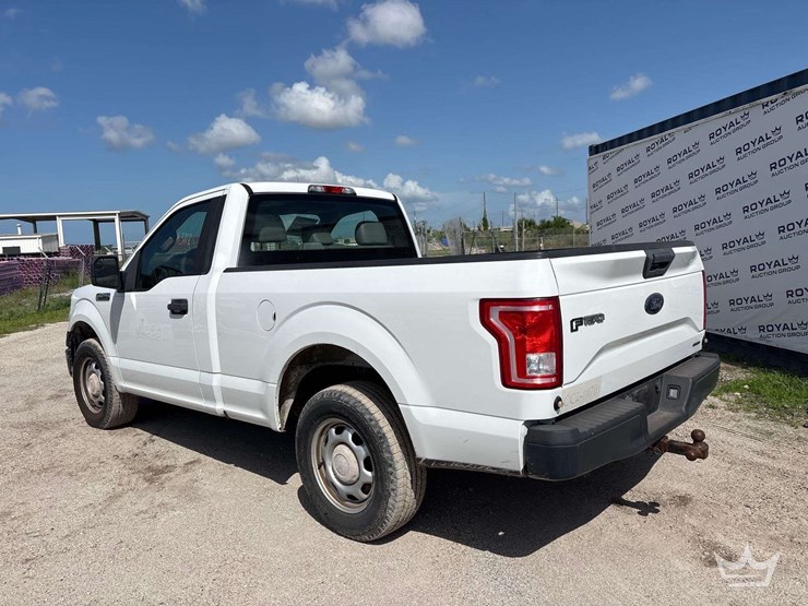 2015-ford-f150-image-4