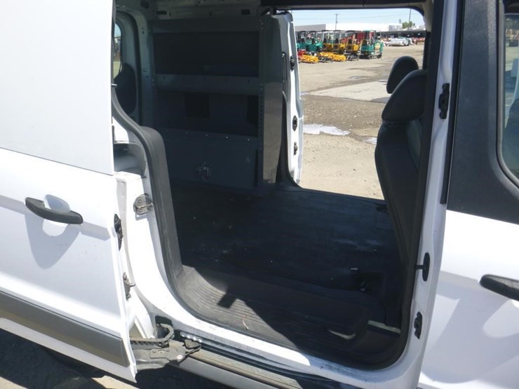 2015-ford-transit-connect-image-8