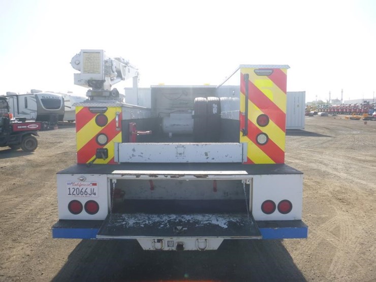 2012-ford-f550-image-7