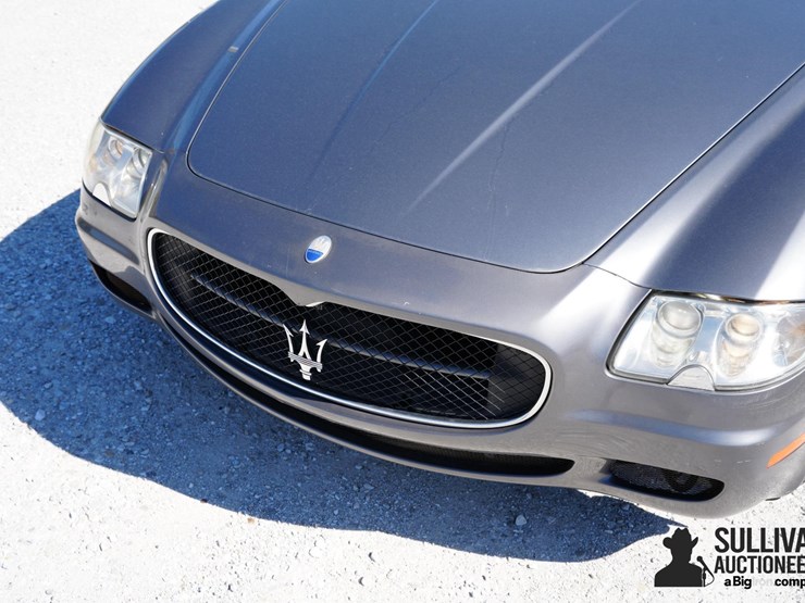 run-#43---2005-maserati-quattroporta-sedan-image-9