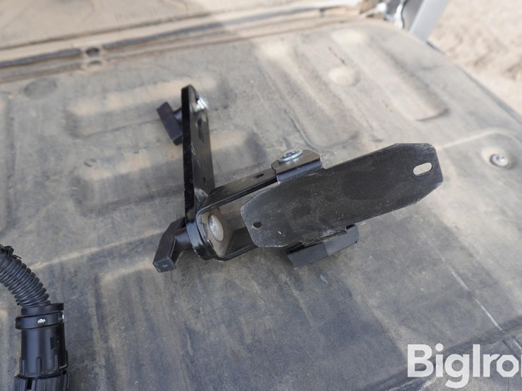 2013-john-deere-2630-image-8