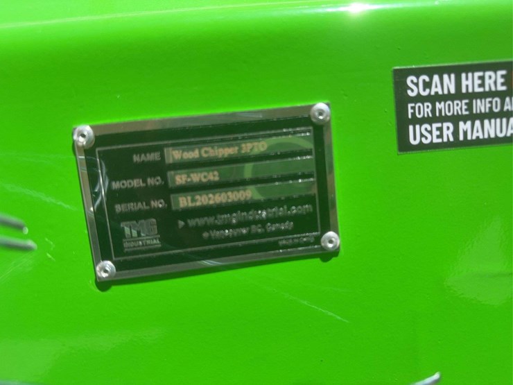 4"-pto-tractor-wood-chipper-image-5