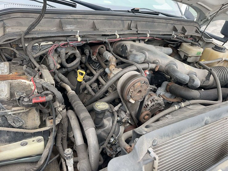 2013-ford-f550-xl-image-31