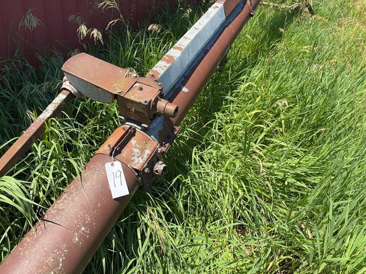 portable-8"x60'-grain-auger-with-support-frame-image-3