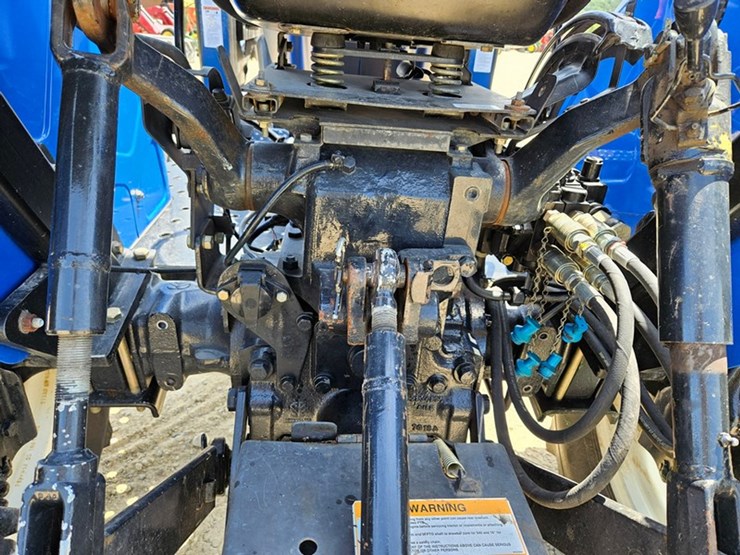 new-holland-tt60a-image-22