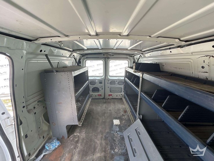 2021-mercedes-benz-sprinter-4500-image-11